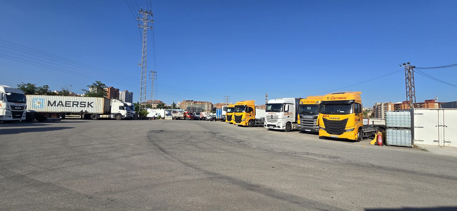 Recinto de aparcamiento para camiones en Esplugues de Llobregat